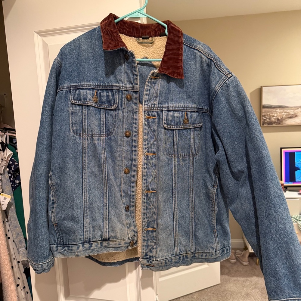 High Noon Vintage Denim Sherpa Lined Jacket with Corduroy Collar - Picture 2 of 9